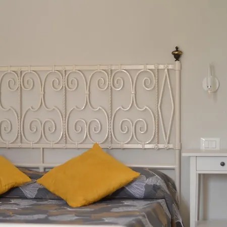 Pepe Rosa مزرعة للإقامة Rivoli Veronese